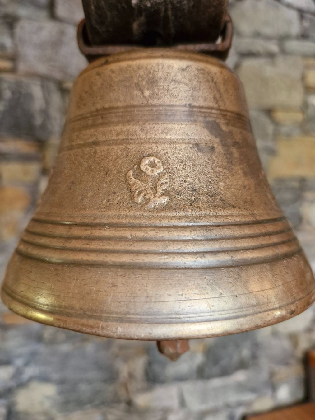 Cloches & sonnailles: Glocke Treichel – D'occasion à Guarda par rue_bpd7 1