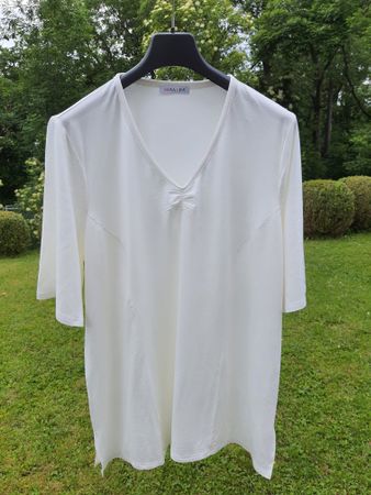 T-Shirt von Mona Lisa, ungetragen, entspricht Gr. 52
