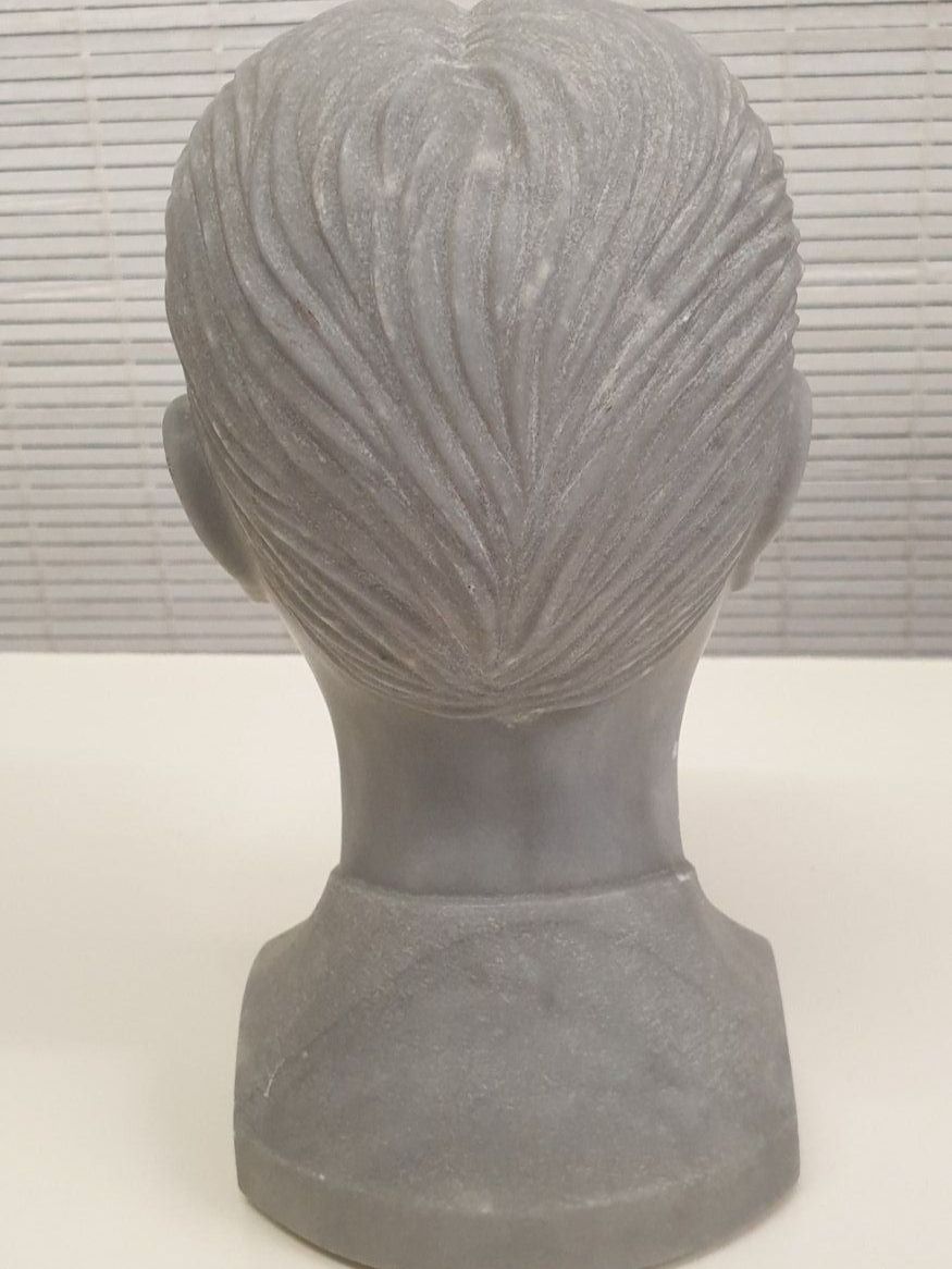 Skulpturen & Statuen: Skulptur Büste signiert – Gebraucht aus Emmen von magelan 3