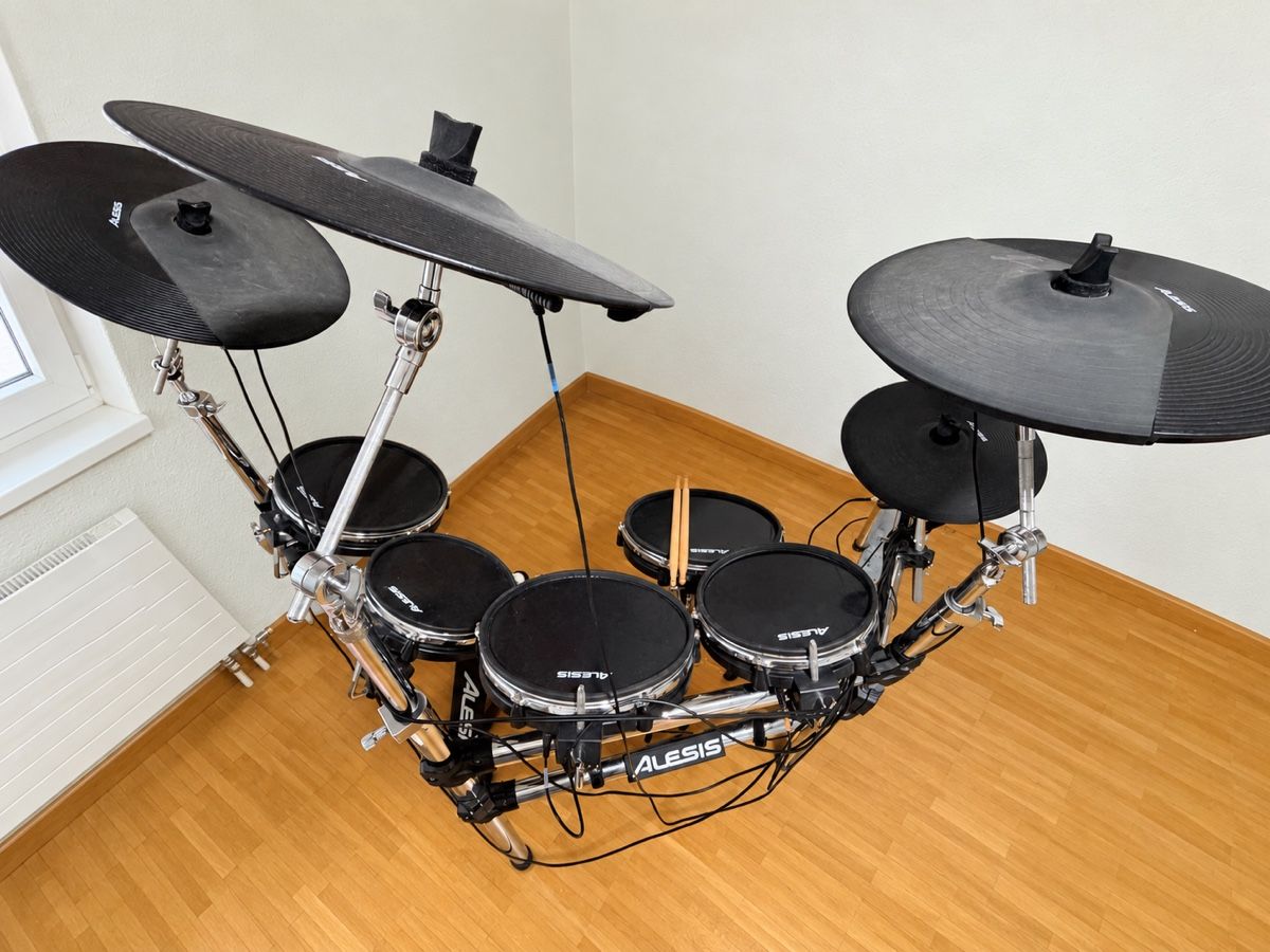 Alesis Instruments de musique: E-Drums – D'occasion à Zofingen par ale_2zlz 3