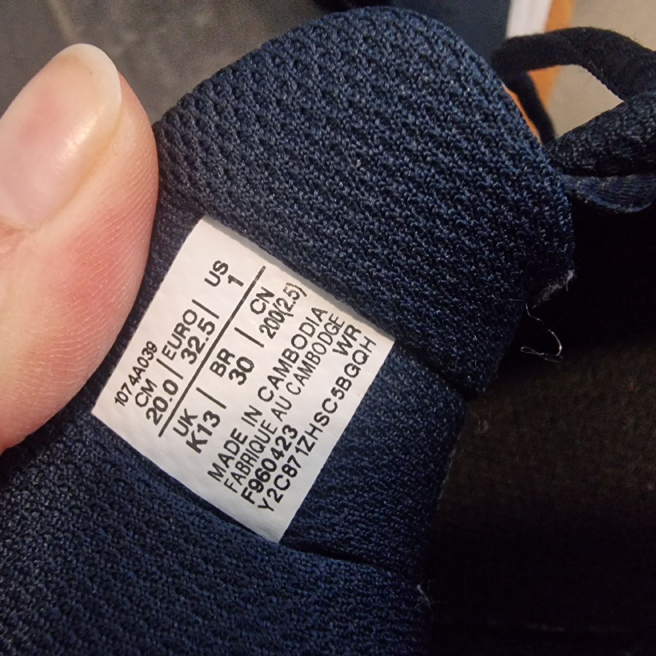 Scarpe per ragazzi: Hallenschuh Asics 32.5 – Usato da Nänikon venduto da Butterfly_123 3