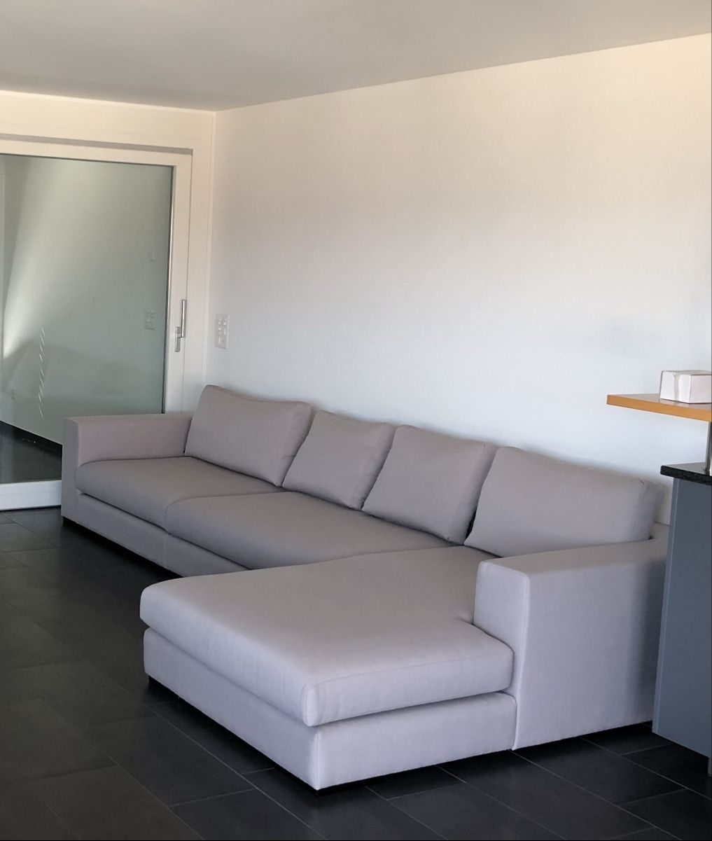 Divani: Designer Sofa hellgrau guter Zustand 350cm – Usato da Wilen b. Wollerau venduto da jgu_t2hl