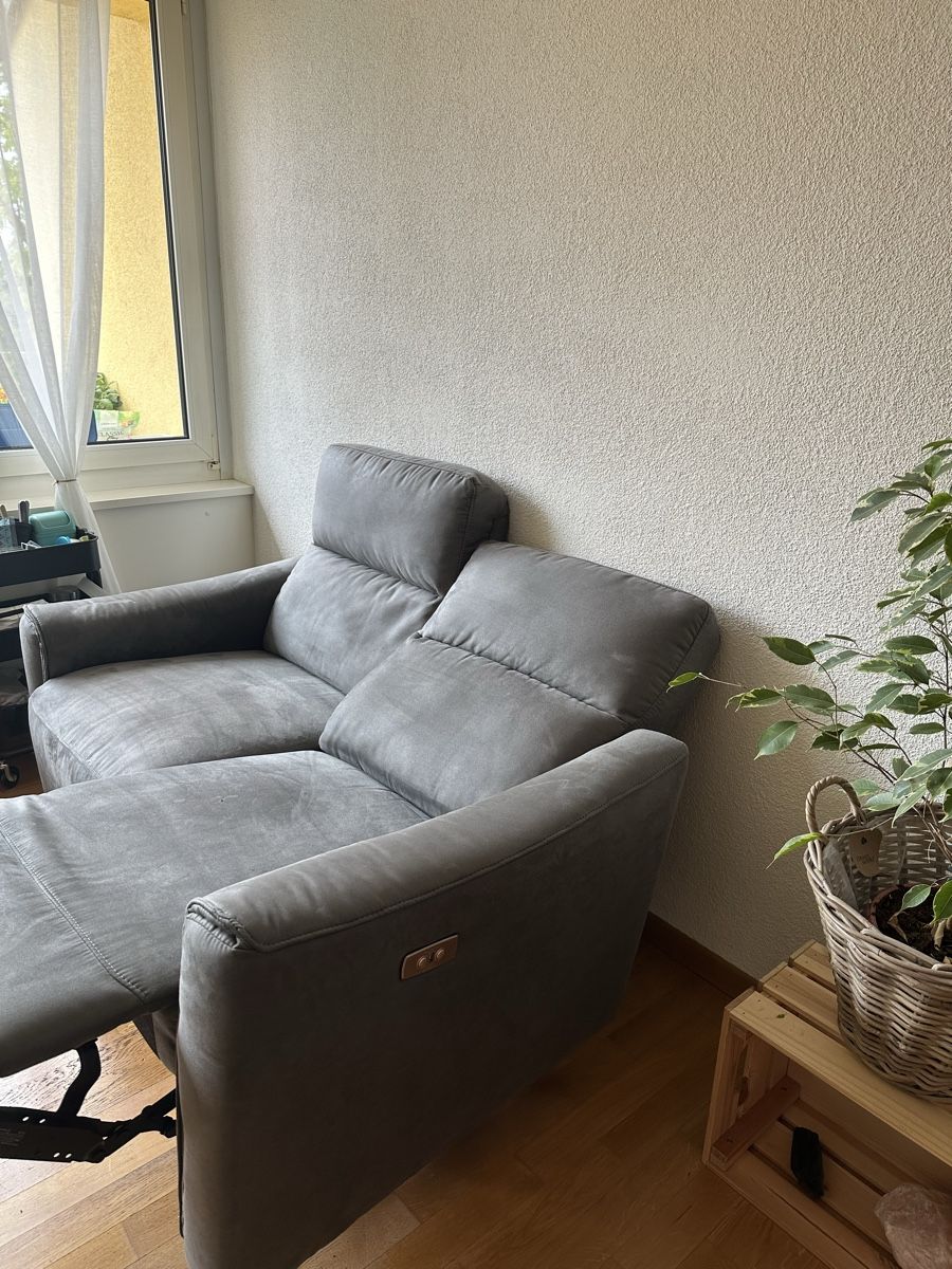 Divani: 2er Sofa mit Relaxfunktion – Usato da Suhr venduto da eli_2mjc 3