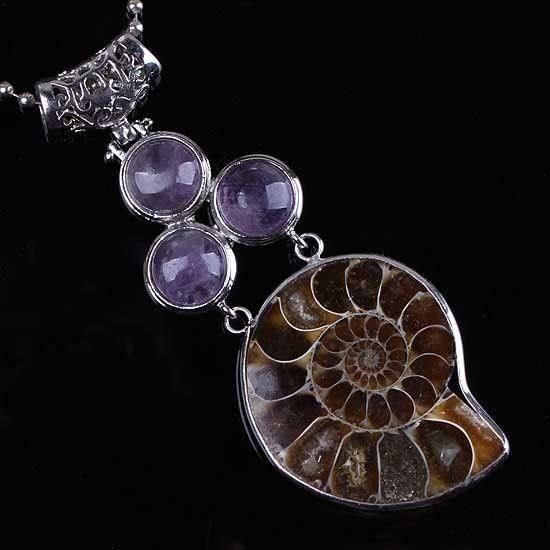 Ketten: 2 Ketten Ammonit Amethyst Steine Collier Améthyste Ammonite – Neu (gemäss Beschreibung) aus Prilly von ilyria73 1
