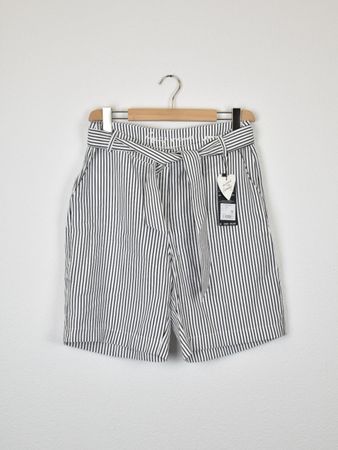 Macy by KennyS Shorts, neu, Gr.42