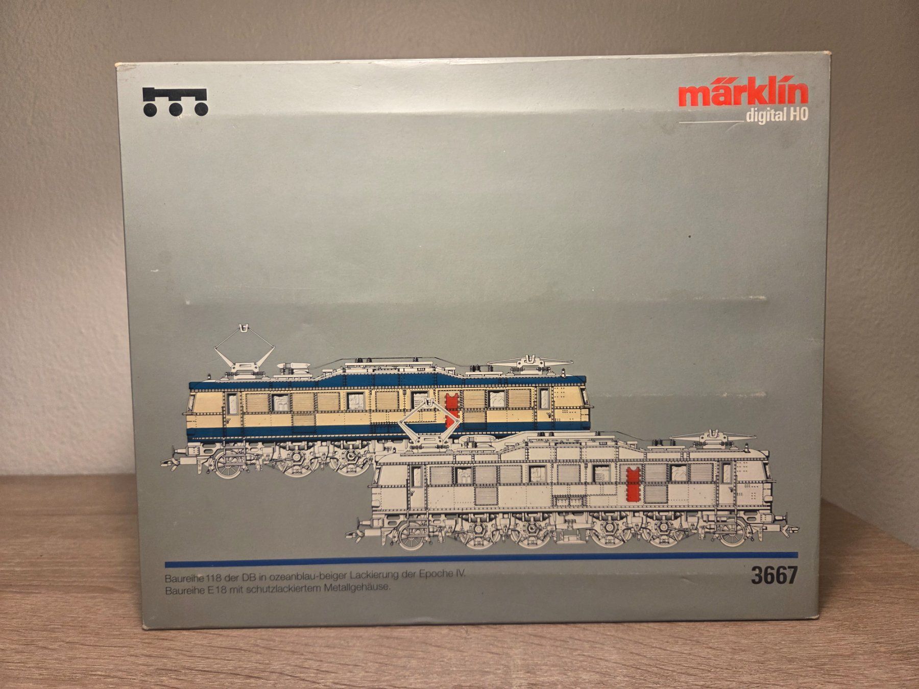 Märklin Modellini di ferrovie: Märklin 3667 E-Lok BR E18+118 DB Digital H0 – Usato da St-Aubin-Sauges venduto da Lo_Go 8