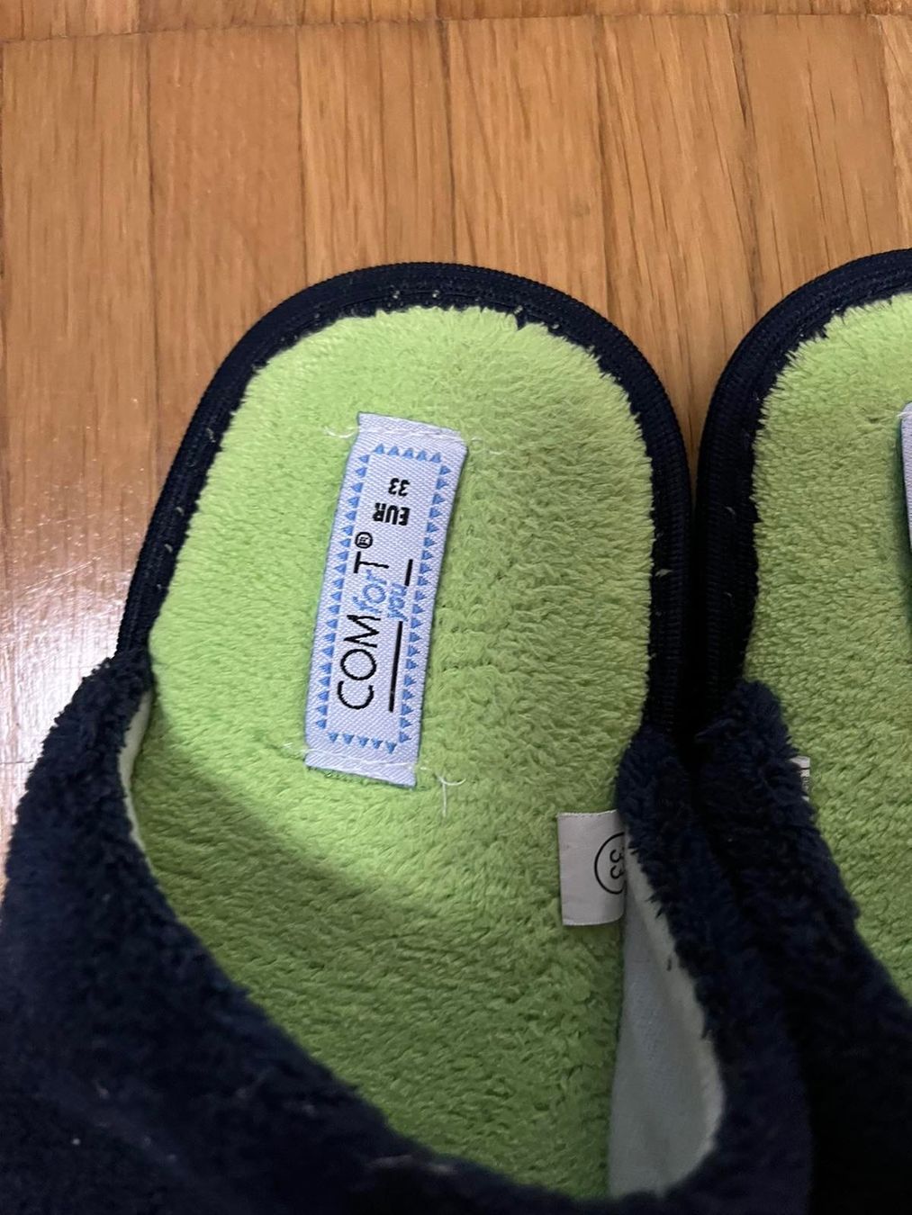 Scarpe per ragazzi: Hausschuhe Gr. 33 – Usato da Jona venduto da Good_luck1_ 2