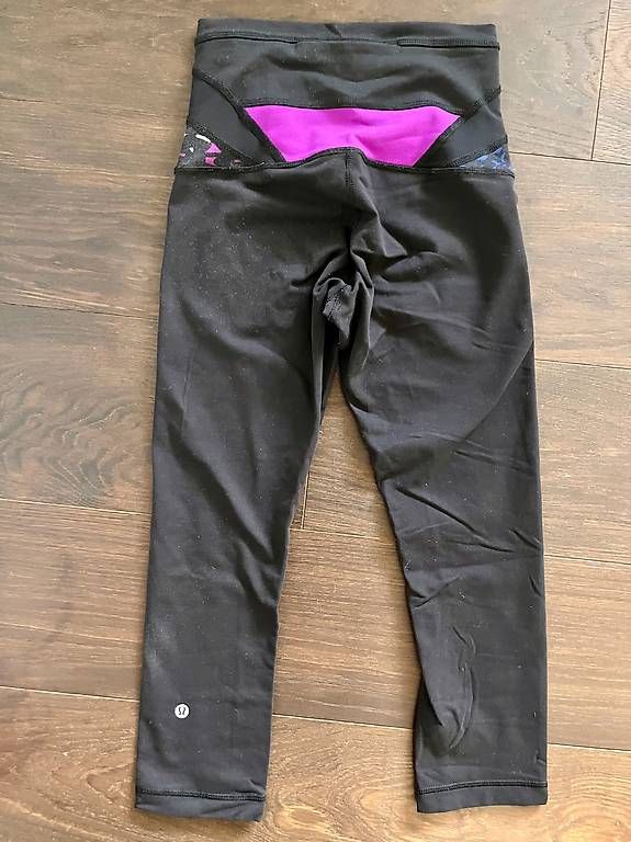 Lululemon Leggings: lululemon Leggings Crop, Gr. 4 – Gebraucht aus Herrliberg von Kat_s2dn 1