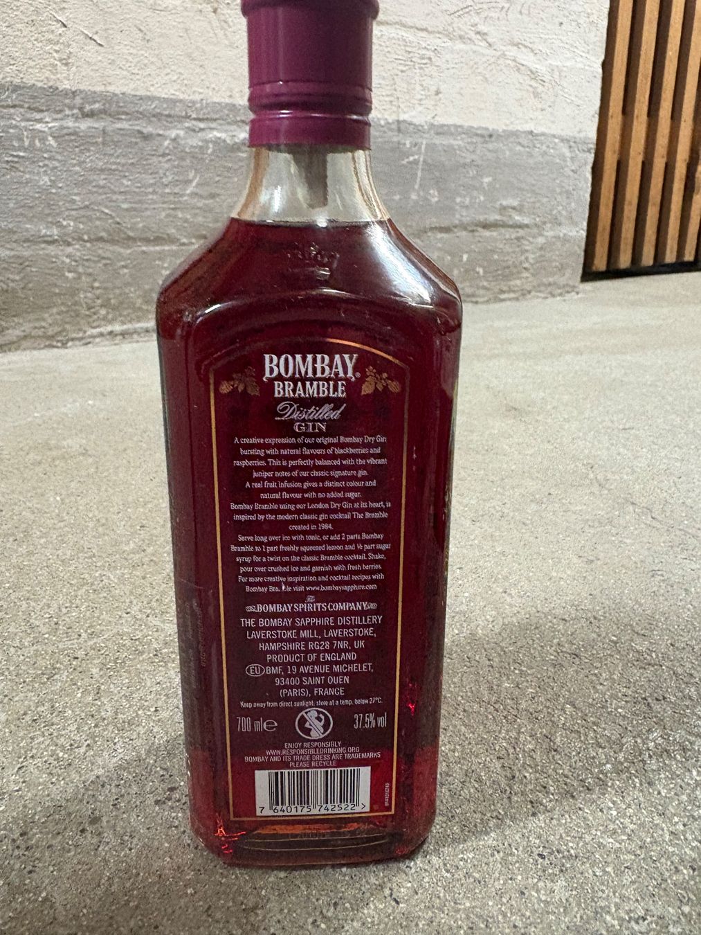 Bevande alcoliche: Bombay Bramble Gin 700ml – Nuovo e nell'imballaggio originale da Zürich venduto da kuszi 1