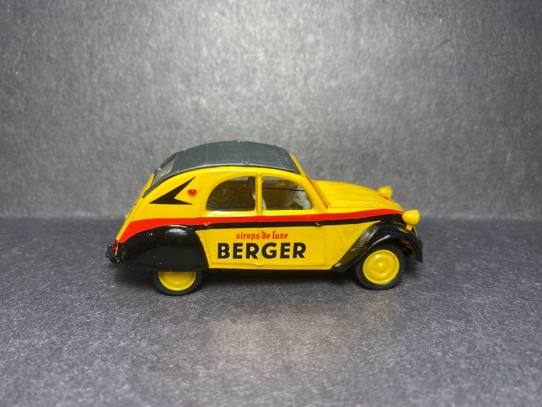 Norev Modellini d'auto: Citroën 2CV "Berger" 1958 - NOREV 1:43 – Usato da Spiez venduto da Mlandcruiser 5