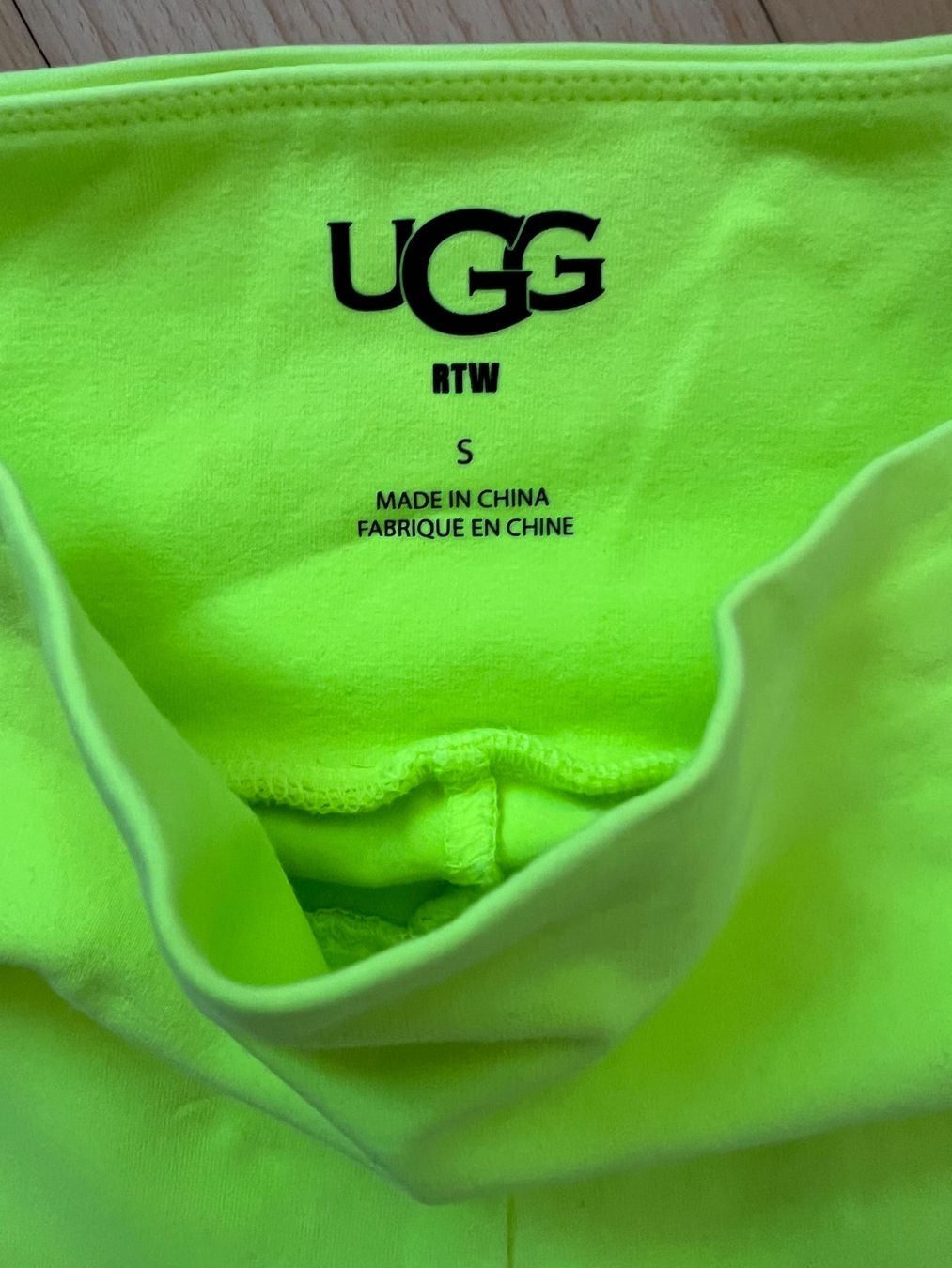 Leggings: UGG  Neon Gr. S  neuwertig – Nuovo (secondo la descrizione) da Zürich venduto da ost_5sdl 1