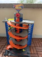 HotWheels Mega Garage