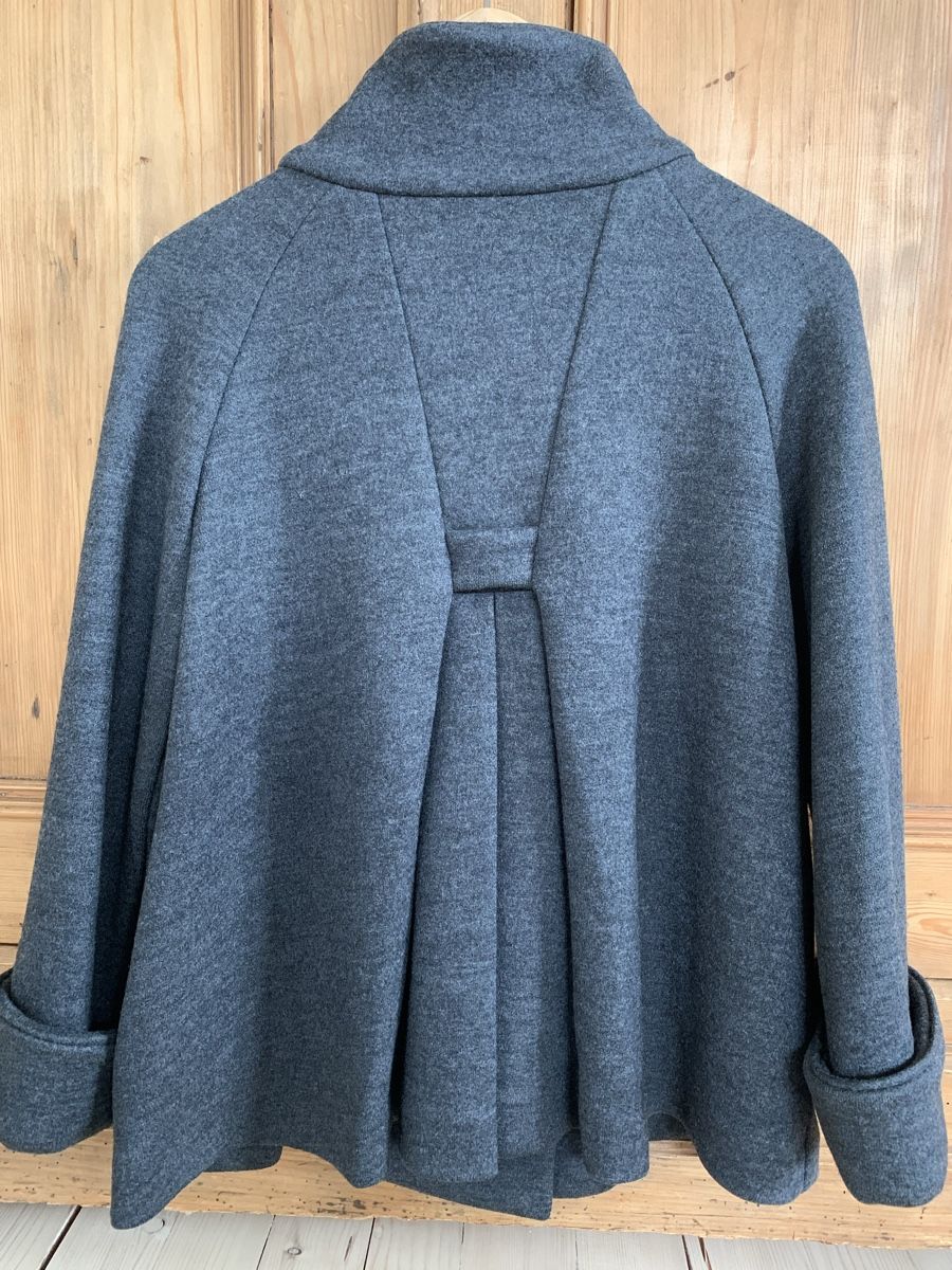 Massimo Dutti Giacche: Wollkurzjacke Massimo Tutti – Usato da Teufen AR venduto da parazello 1