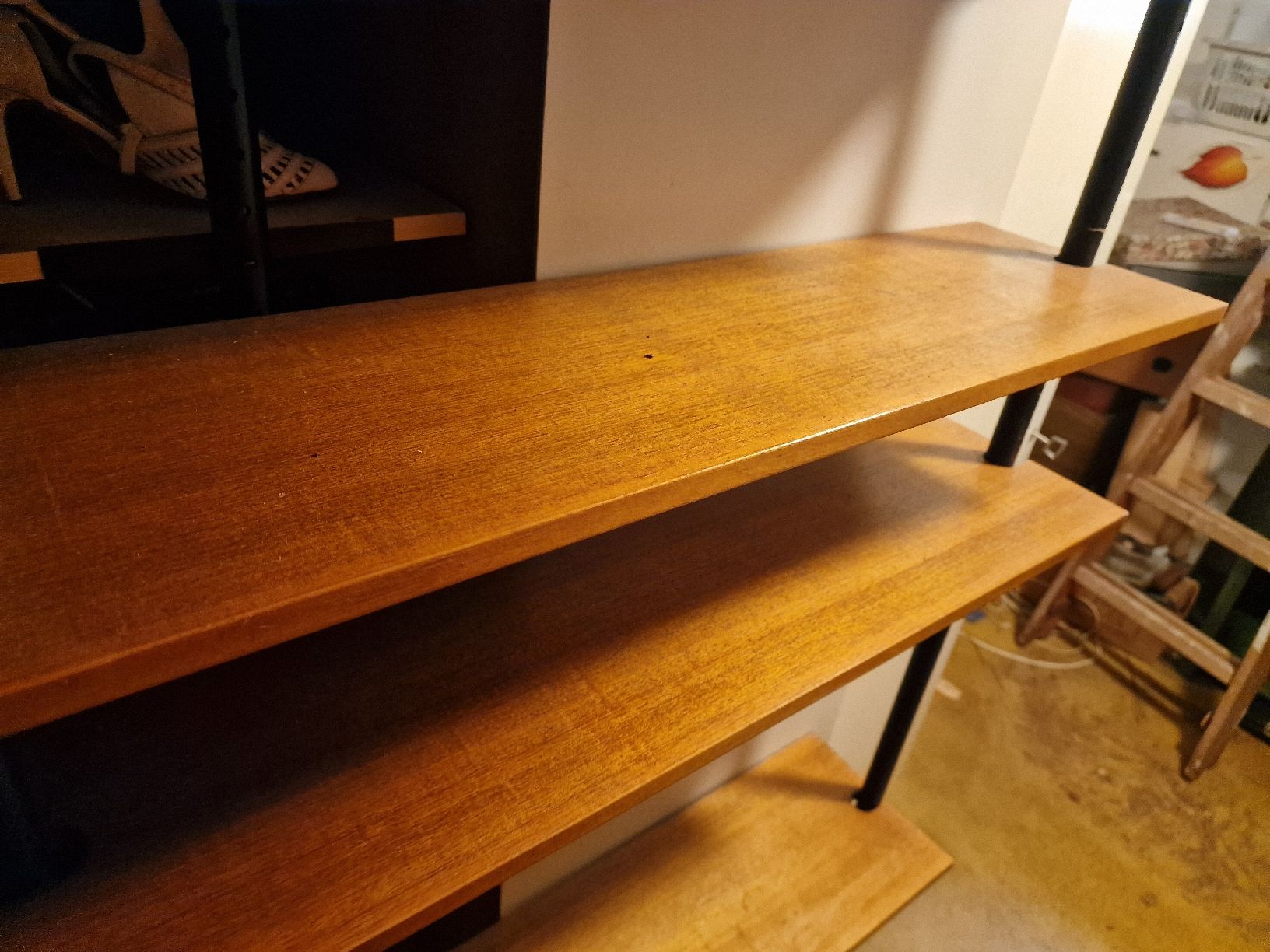 Regale: Vintage Teleskopregalsystem – Gebraucht aus BERN von Intarsia 2