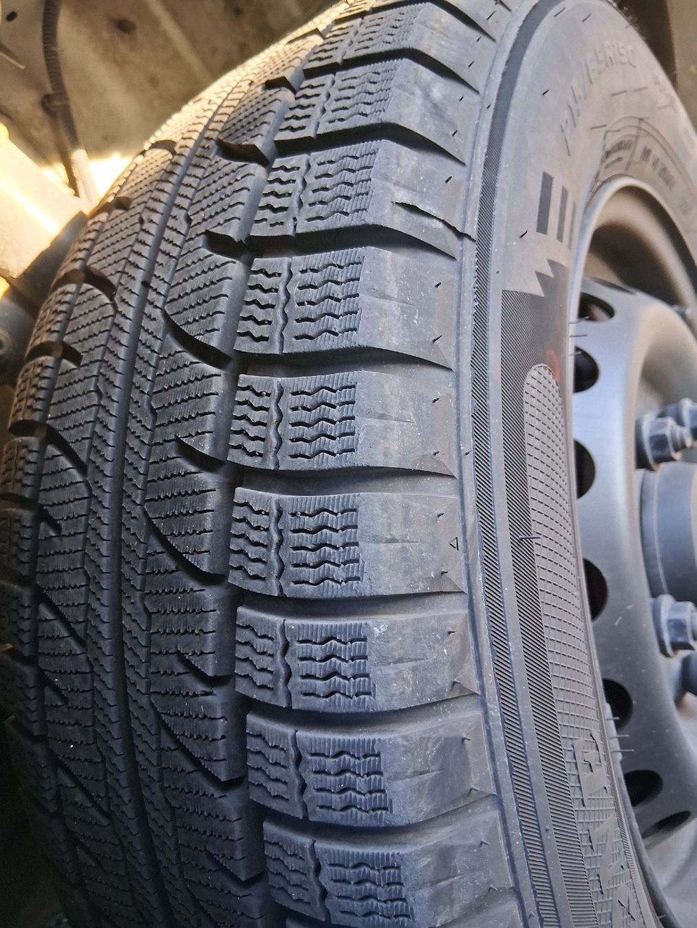 Ford Veicoli commerciali: Ford Transit Custom Kastenwagen, MFK 08.07.2025 – Usato da Frenkendorf venduto da disi77 5