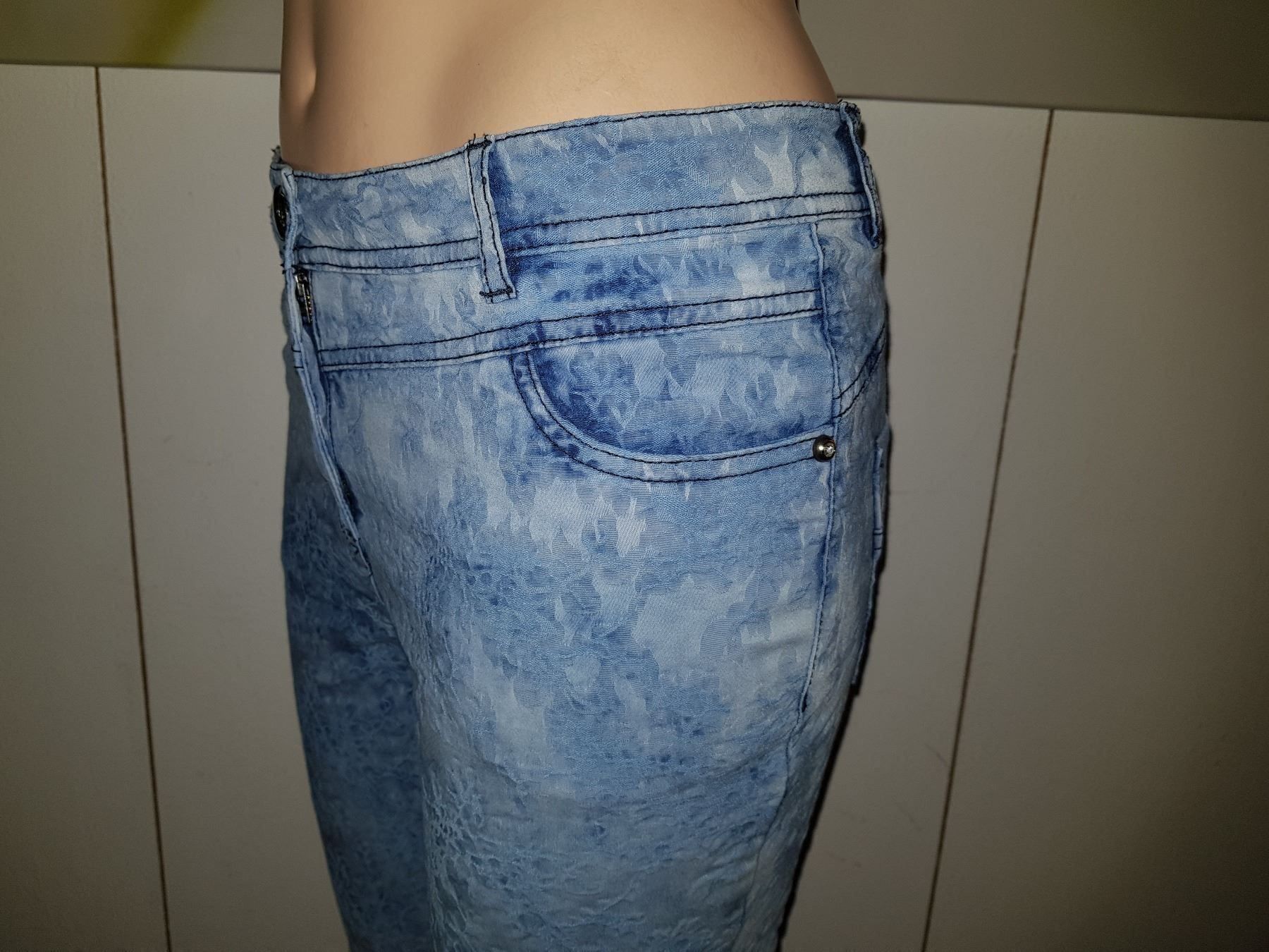 Biba Jeans: Jeans BIBA   Taille/Grosse  34 – Usato da Cossonay-ville venduto da Super-Price-Quality 5