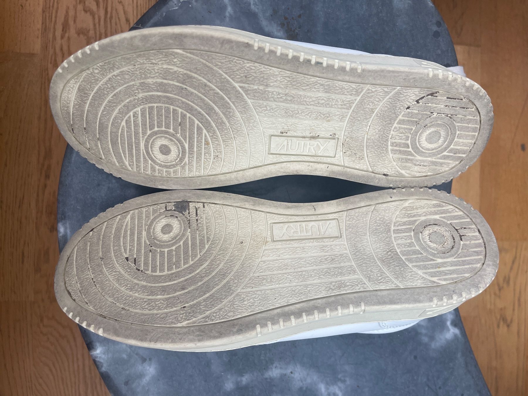 Herrenschuhe: Sneaker Autry Medalist 41 – Gebraucht aus Dielsdorf von nicolicious 6