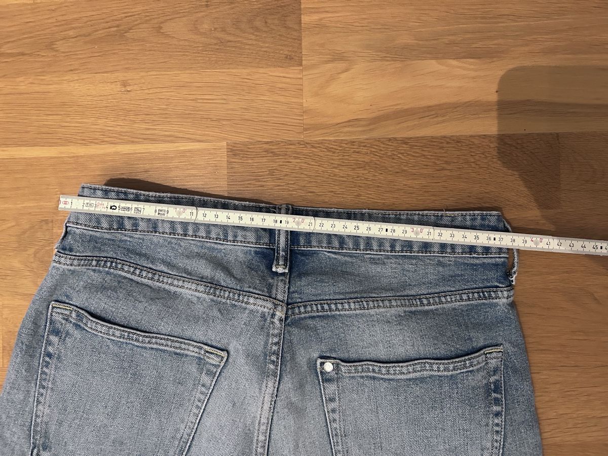 H&M Jeans: Blaue Jeans 30/32 – Nuovo (secondo la descrizione) da Hinteregg venduto da jhv_2bt9 3