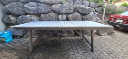 Gartentisch