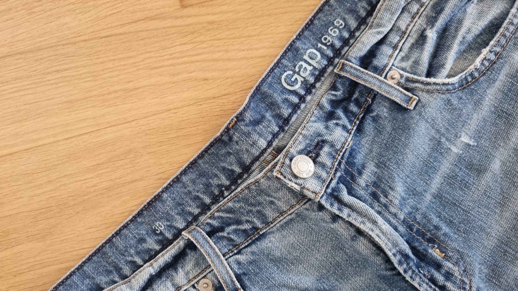 Gap Jeans: Gap Shorts, Grösse 30 – Usato da Chur venduto da sinillo 2