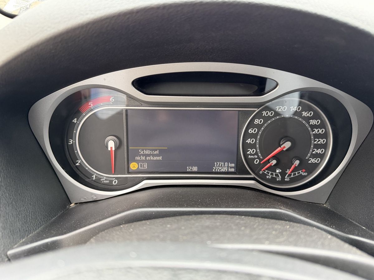Ford Autos: Ford Mondeo 2.0 TDCi 2010 – Défectueux à Mollis par BSL10 5