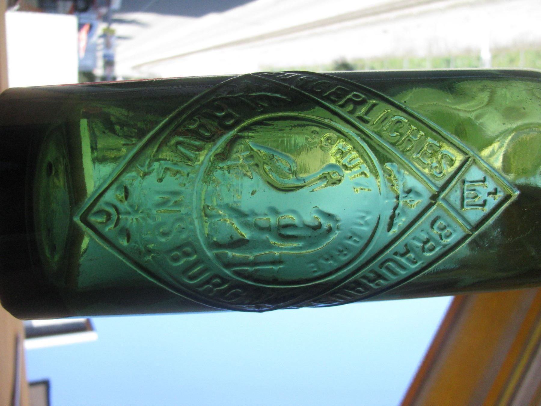 Gläser, Krüge & Flaschen: Rarität ? Bierflasche Ravensburg – Gebraucht aus Herzogenbuchsee von all-around