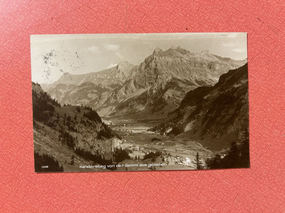 Cartoline postali: Alte Ansichtskarte Kandersteg von der Gemmi aus gesehen – Usato da Lanzenhäusern venduto da vic63