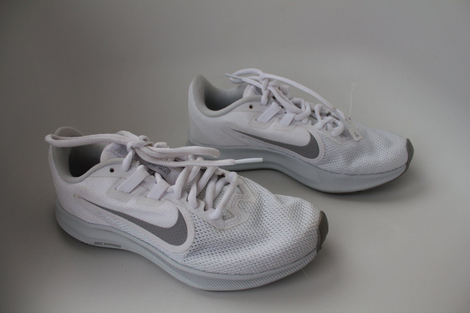 Nike Scarpe per ragazze: Baskets NIKE Downshifter   t.35.5   NEU! – Nuovo e nell'imballaggio originale da Peseux venduto da Gilloss 2