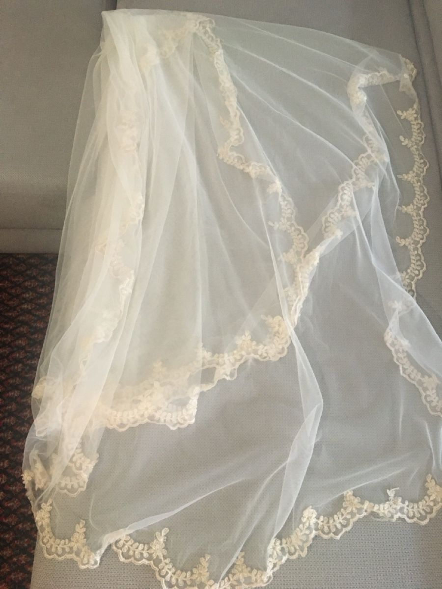 Robes: Robe mariage – Neuf (Voir description) à Genève par ibrahim9dd17 9