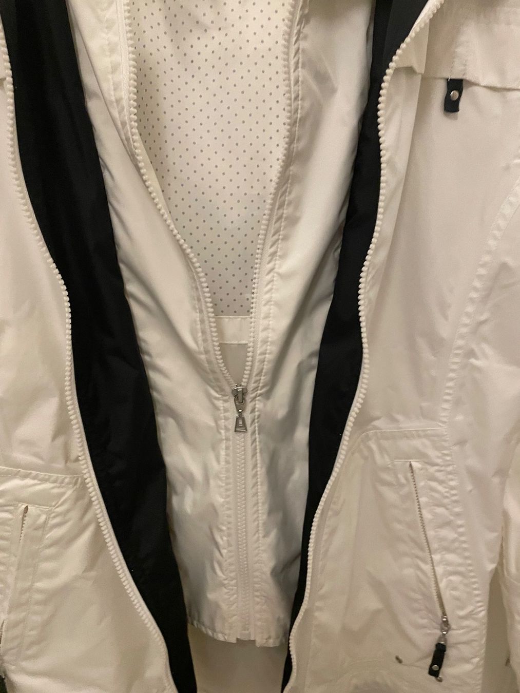 C&A Jacken: Schöne Damen Regenjacke / Raintex / Grösse 38 – Gebraucht aus Bern von mejr7777 1