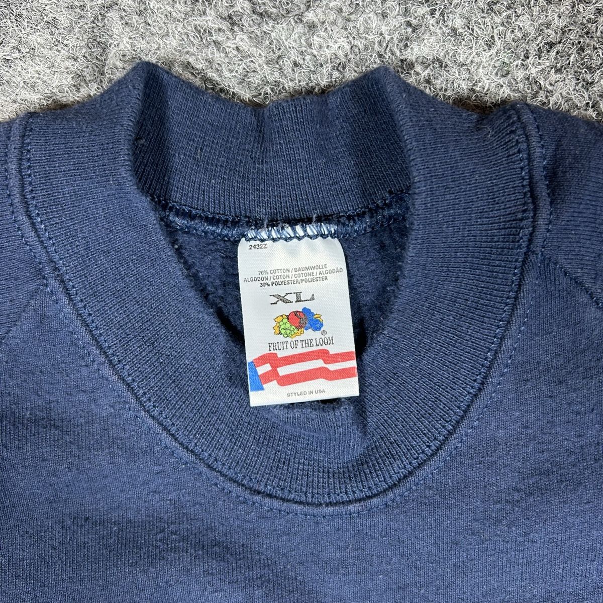 Maglioni & Felpe: Fruit of the loom pullover – Nuovo (secondo la descrizione) da La Sagne NE venduto da Matlasape 2