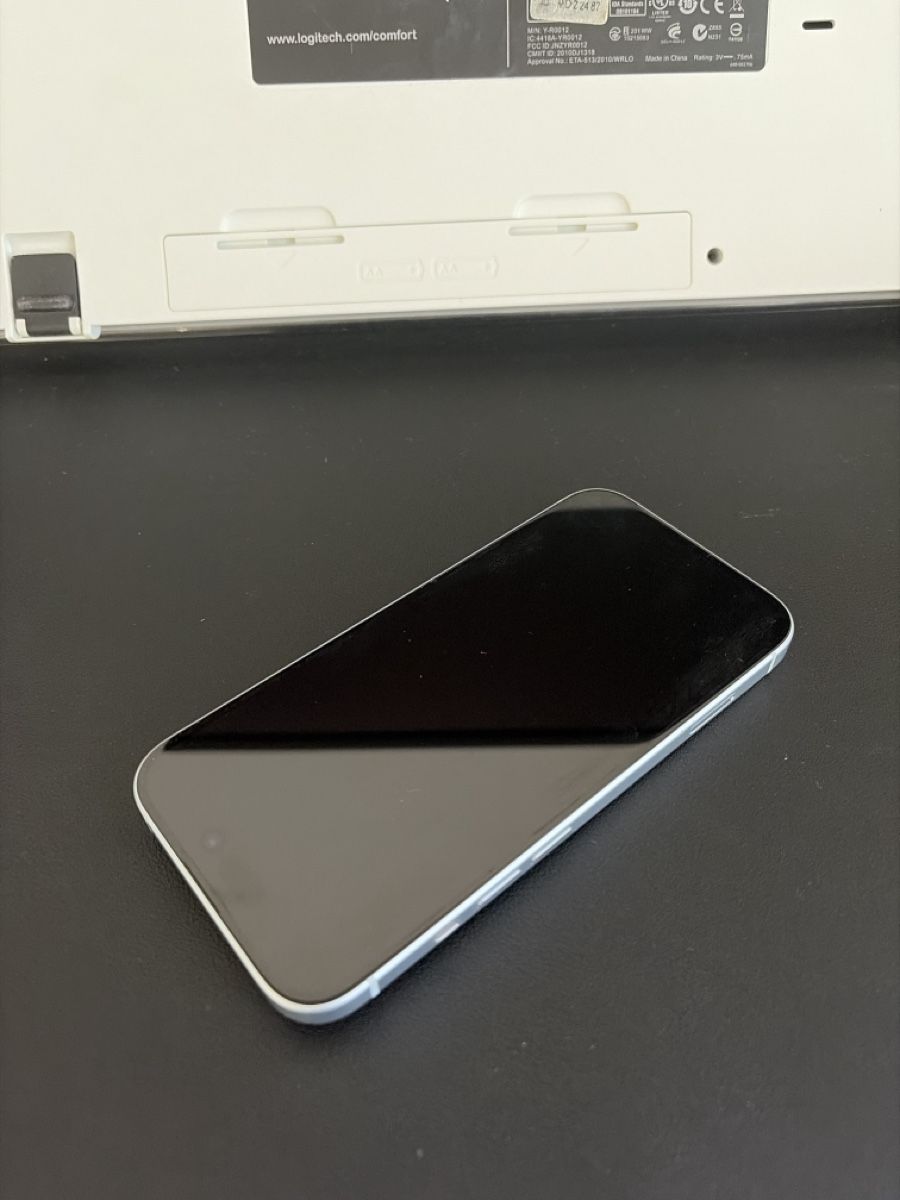Apple Telefoni cellulari / Smartphones: iPhone 15 256GB Blau – Usato da Zürich venduto da Damian_13 3