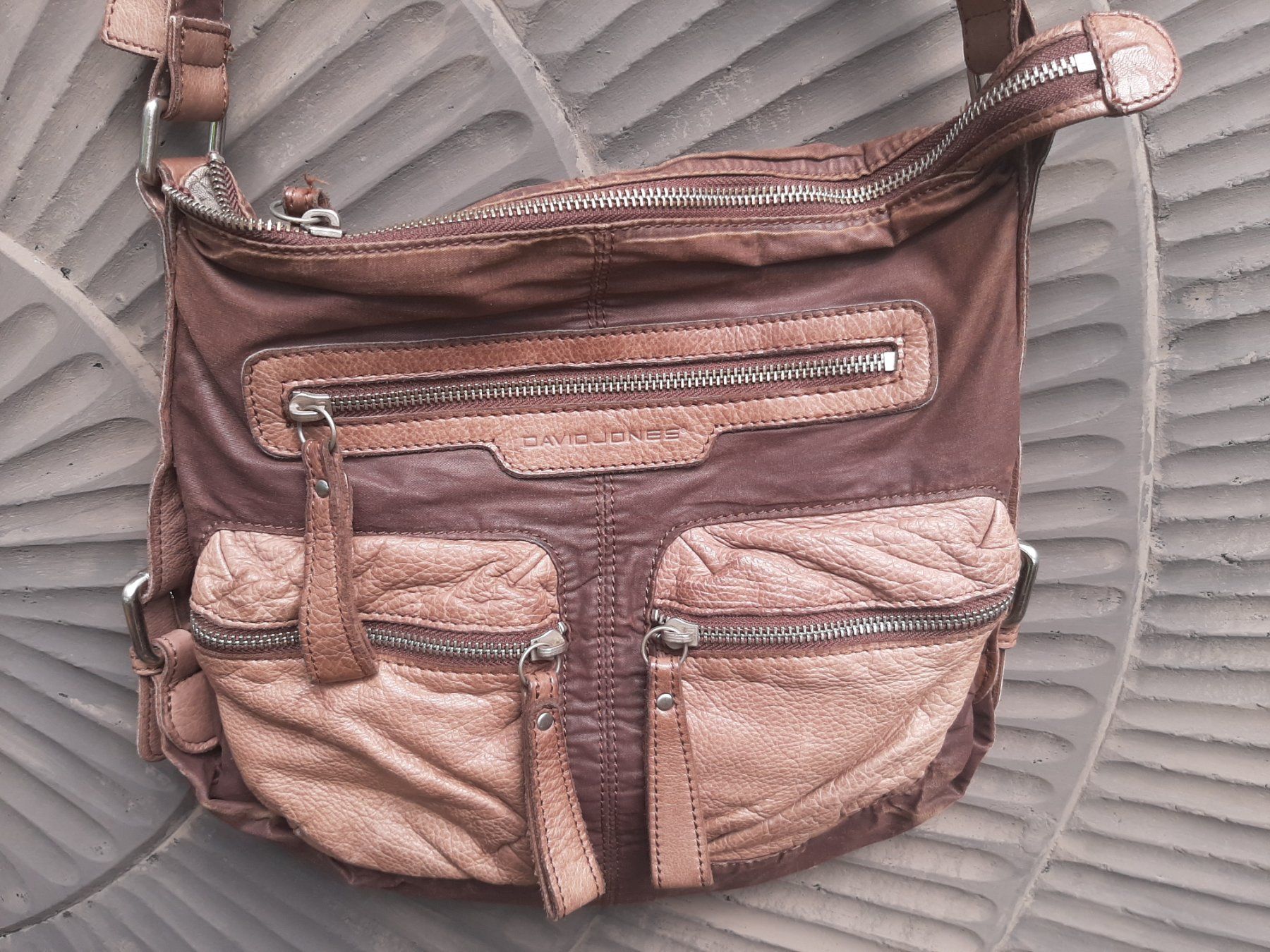 Borse: Coole braune Tasche – Usato da Bern venduto da Preloved_NILE_4.Sale 2