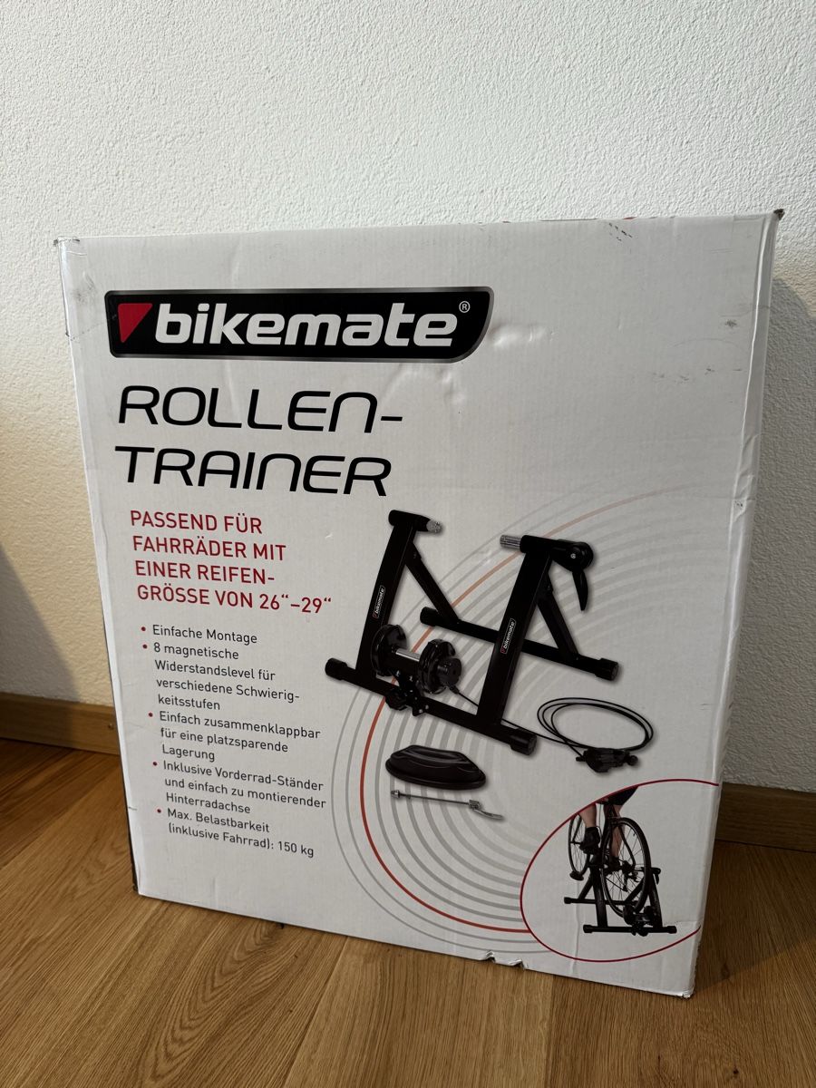 Vélos d'appartement: BIKEMATE Rollentrainer – Neuf avec emballage d'origine à Birsfelden par amr_tkc9