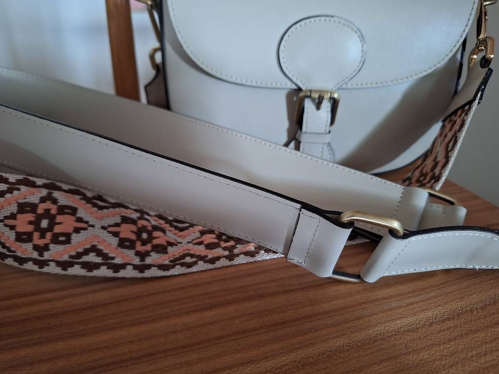 Altro in  Abbigliamento & Accessori: Echtes leder, wechsel schulterriemen – Usato da Widnau venduto da Wixer2 2