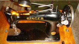 Antike SINGER Nähmaschine mit Elektromotor