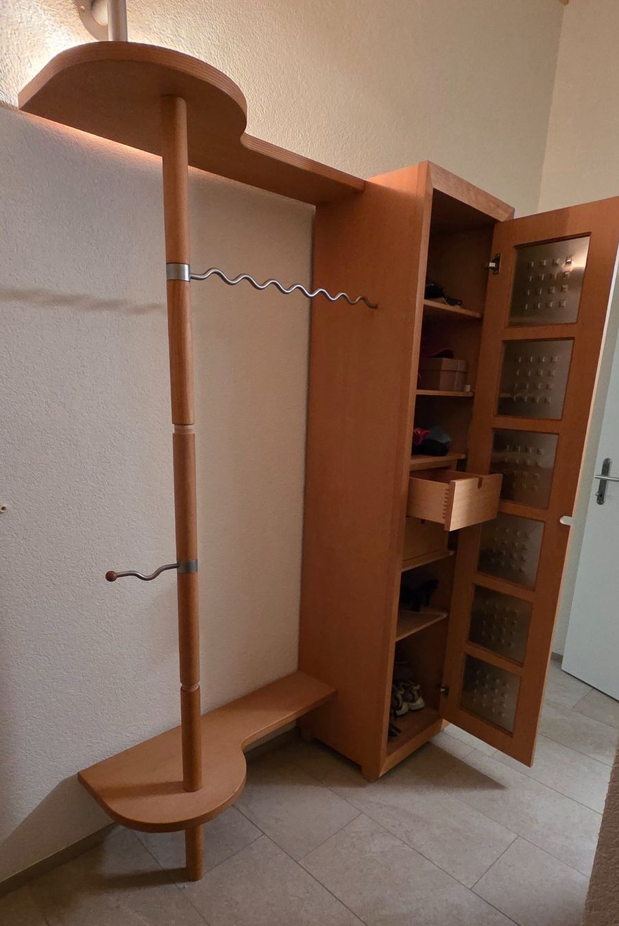 Linth Guardaroba: Garderobe – Usato da St. Gallen venduto da Rene123 1