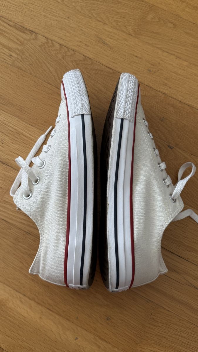 Converse Scarpe da uomo: Converse sneakers, size 39.5 – Nuovo (secondo la descrizione) da Zürich venduto da ana_782l 5