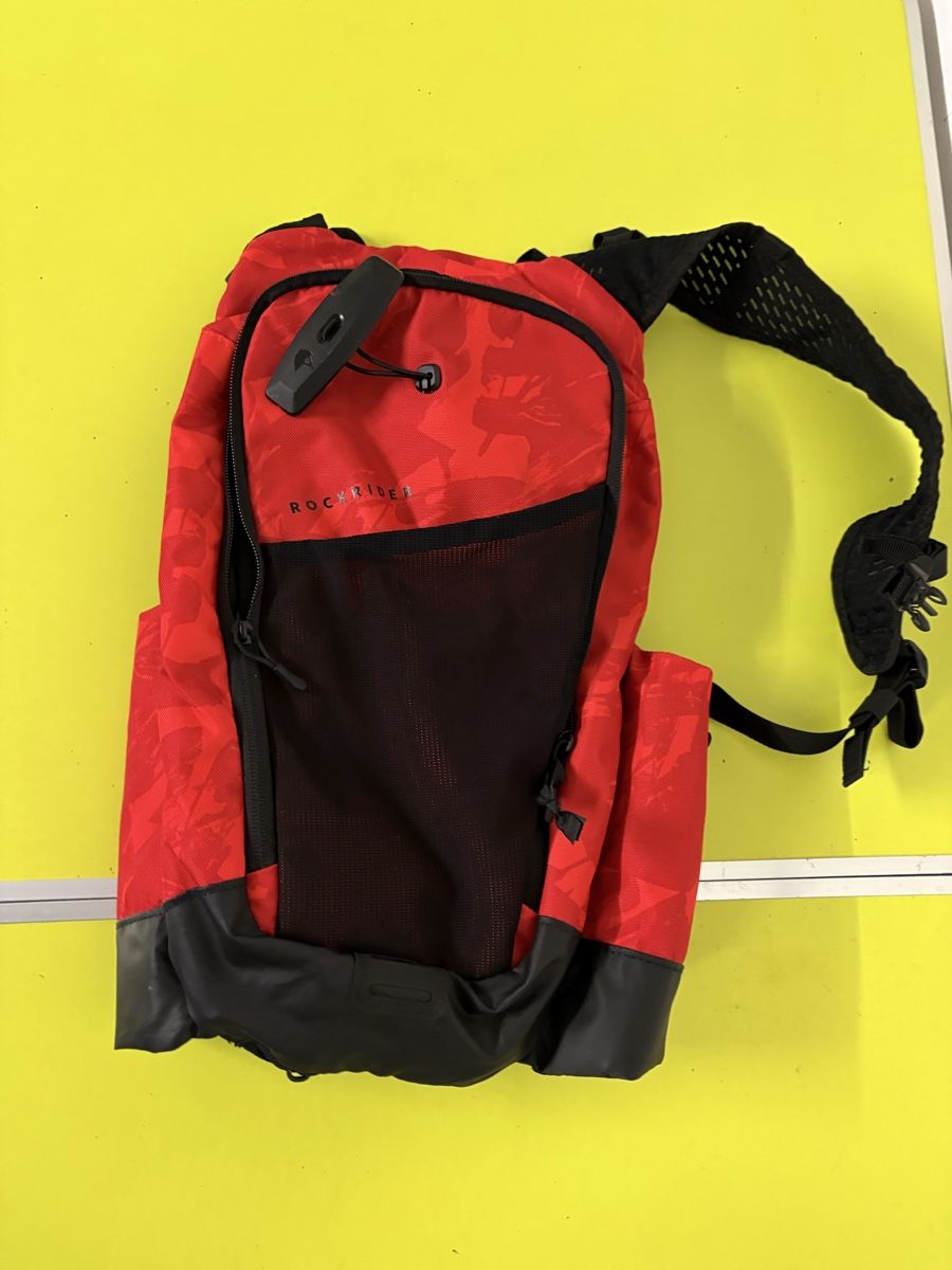 Decathlon Rucksäcke: Sac à dos vélo, taille S 7Litres – Gebraucht aus Villarimboud von hampton2012