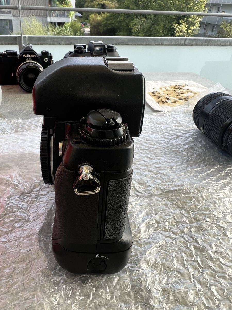 Nikon Fotocamera: Nikon F5 – Usato da Zürich venduto da jao_2bx7 2