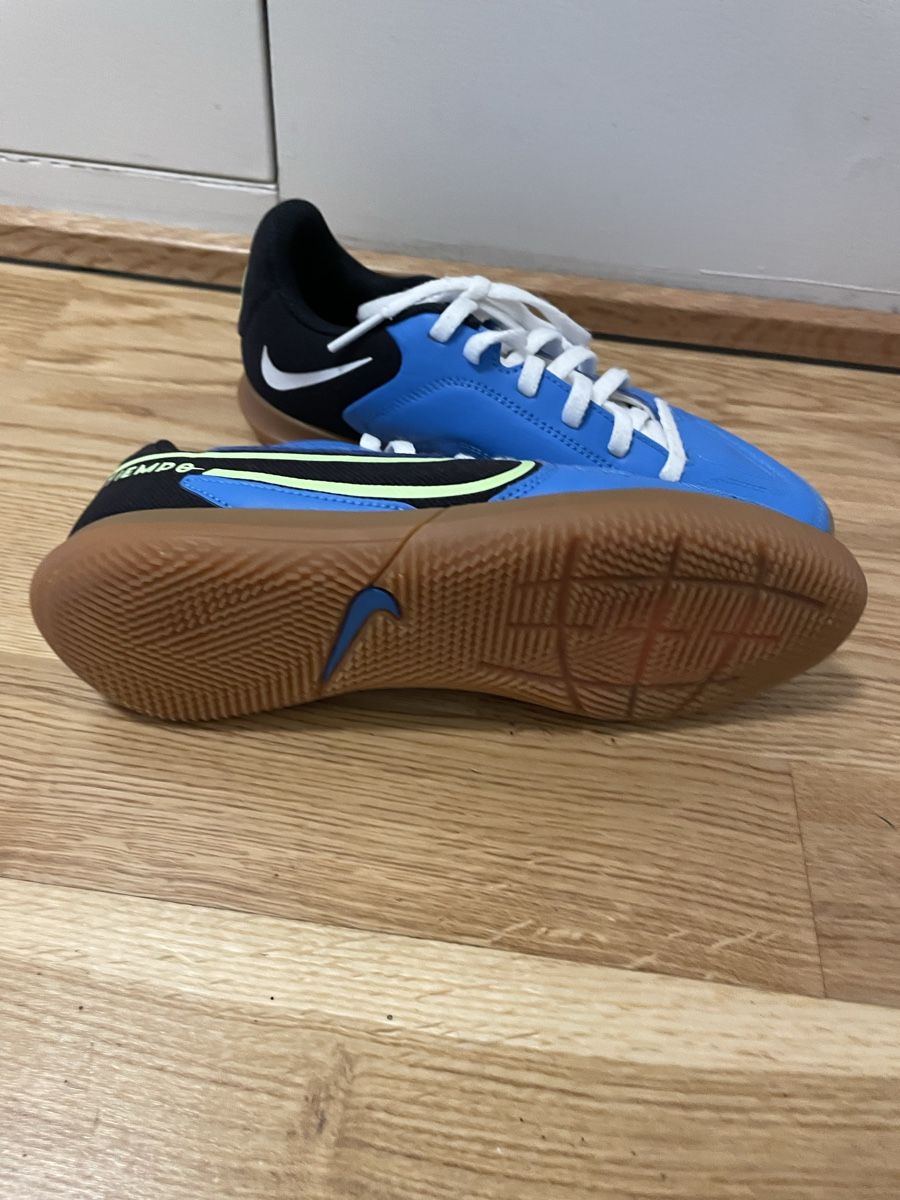 Nike Chaussures garçon: Turnschuhe Grösse 34 – D'occasion à Bern par calana80 1