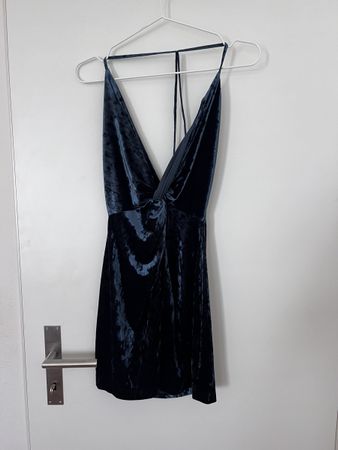 Zara Samtkleid, Petrol, Grösse S, Neu mit Etikett!