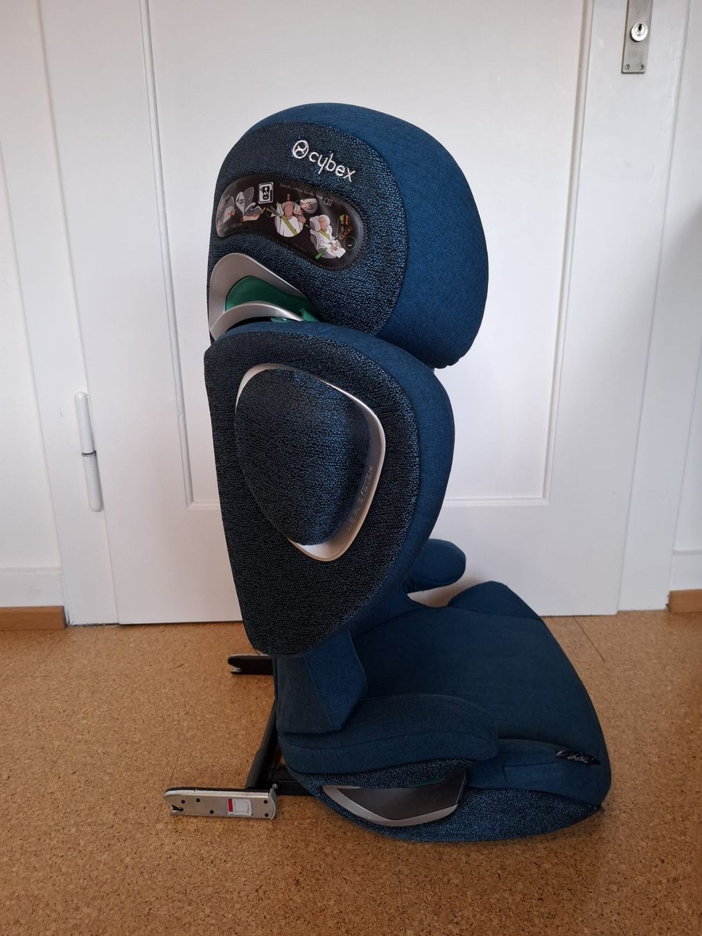 Seggiolini per auto: Cybex Solution Z-Fix Kindersitz 2020 – Usato da Küsnacht ZH venduto da nun_2bdw 2