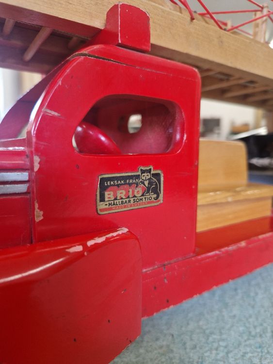 Brio Jouets: Original Brio Feuerwehrauto in Top Zustand – D'occasion à Dürnten par SEINundDESIGN 1
