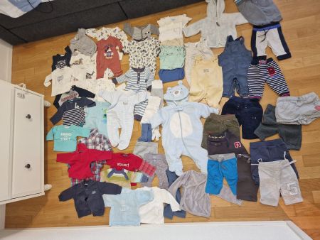 Babykleiderpaket für Jungen Grösse 56 -Über 50 Teile