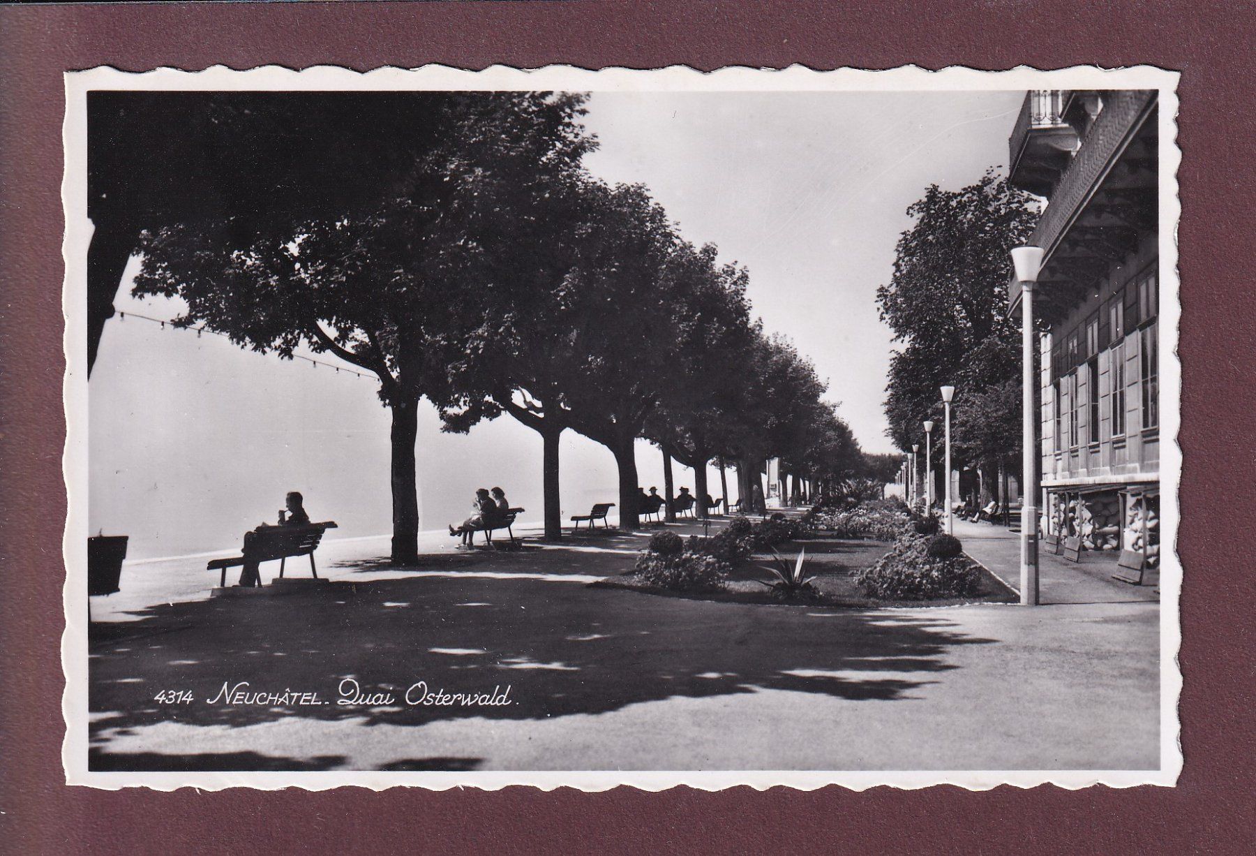 Cartes postales: NEUCHÂTEL - Quai Osterwald – D'occasion à Pully par nicecards