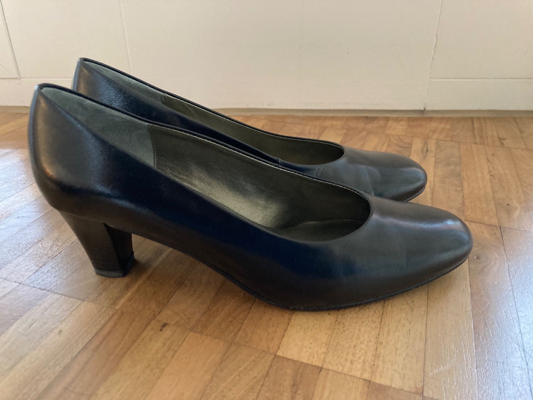 Walder Scarpe da donna: Pumps – Usato da Zürich venduto da bea_9jxr
