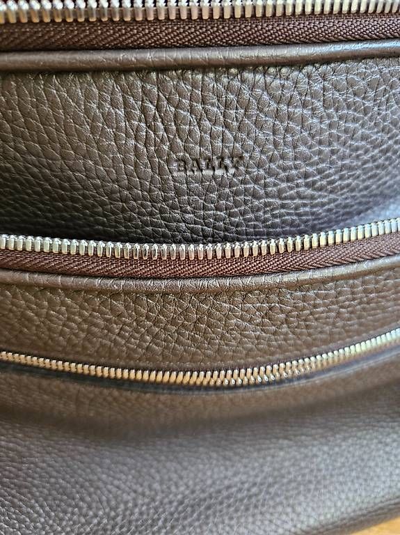 Bally Borse: BALLY Umhängetasche / Messenger Bag – Usato da Greifensee venduto da Mikexs 1
