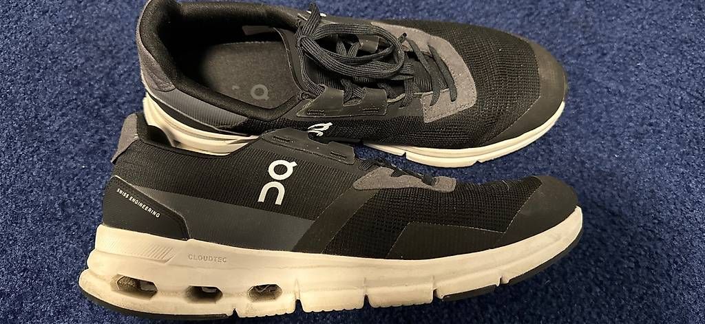 Herrenschuhe: ON Schuhe, Sneakers, Grösse 42, ON CLOUDTEC – Gebraucht aus Niederbipp von Bazhkim 1