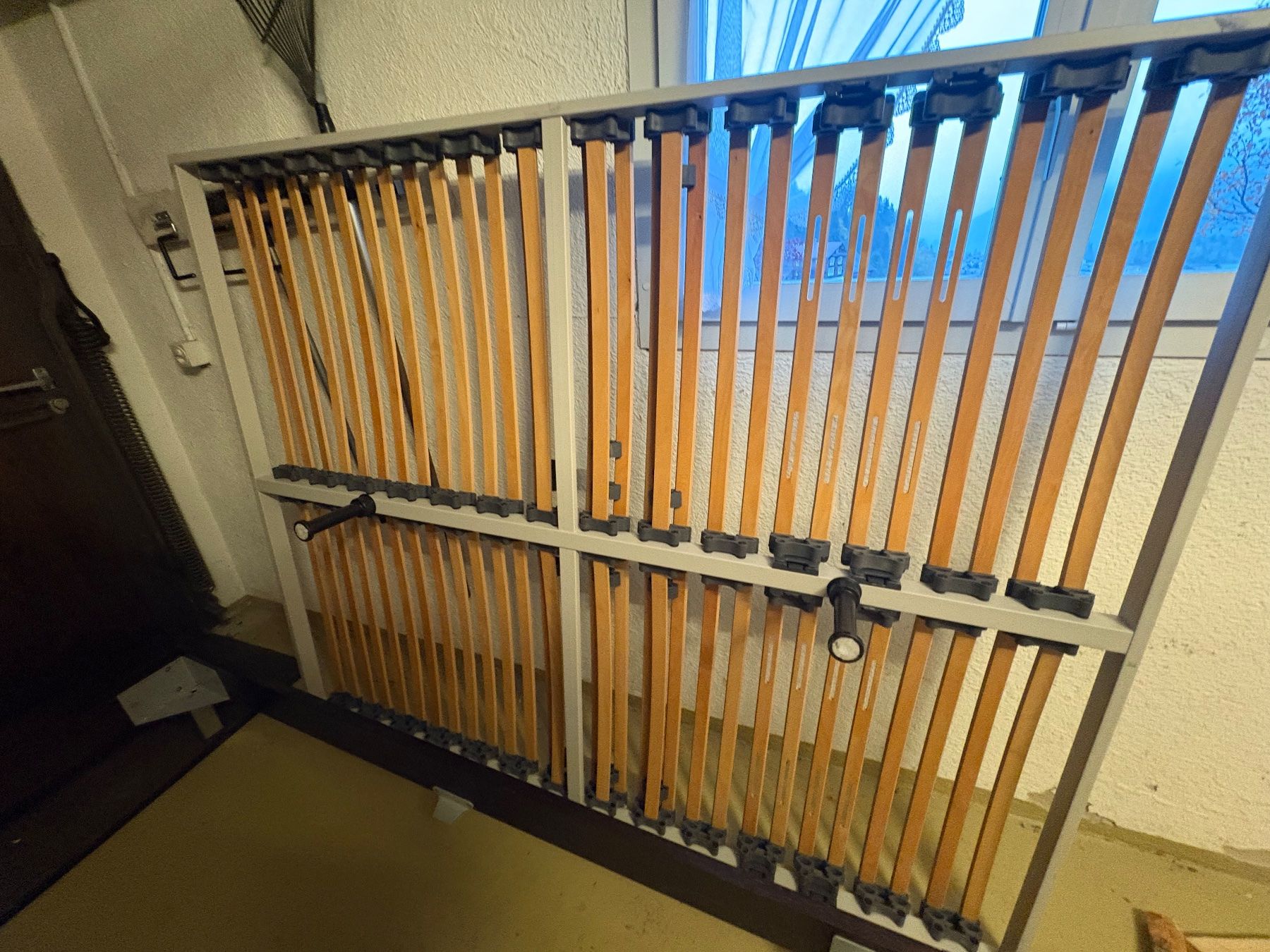 Interio Letti: Bett mit Lattenrost 160x200 – Usato da Unteriberg venduto da Quatro 2